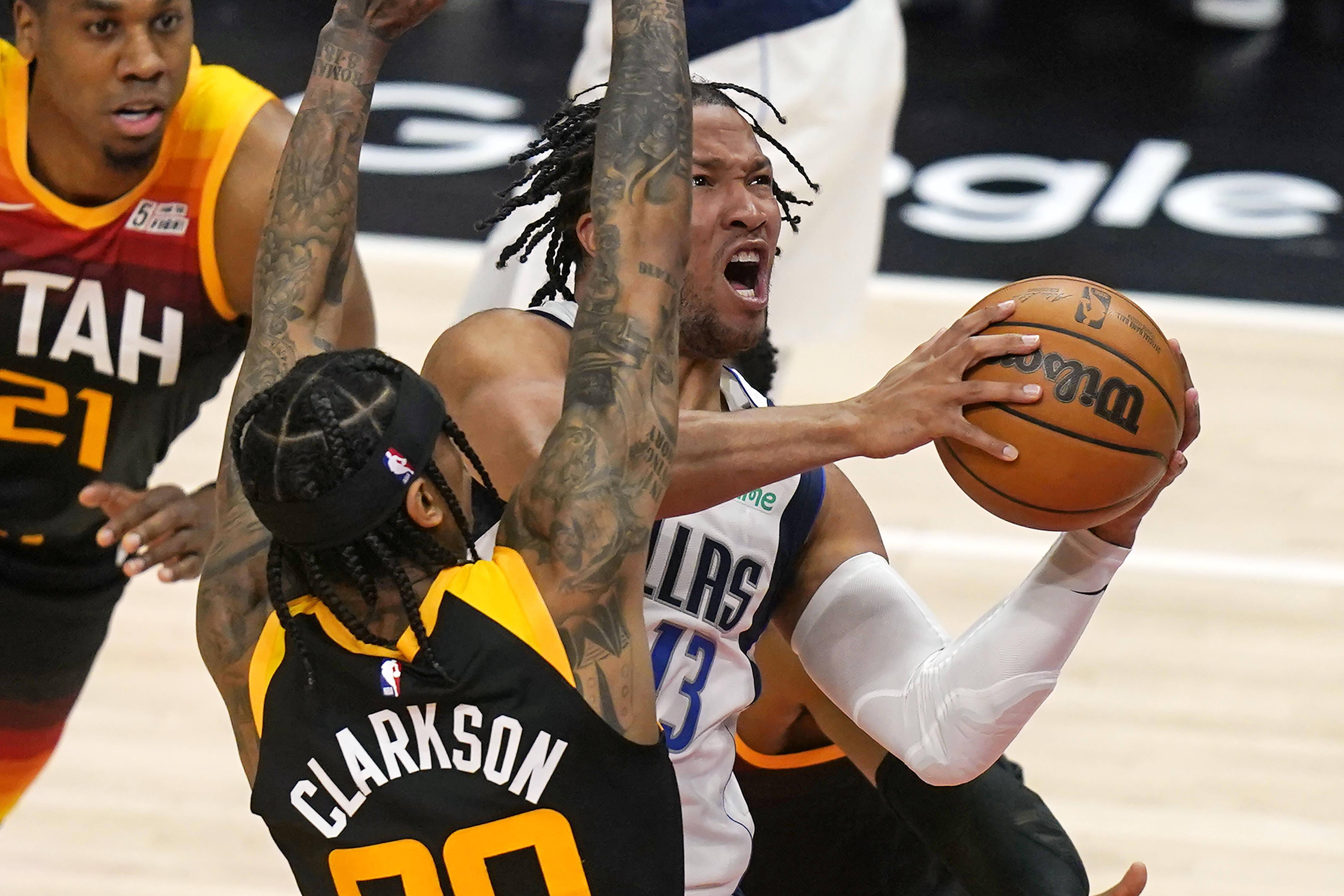 欧宝- 刚刚！JackeyLove赛事官方发布险胜新规加时末段犹他爵士调整名单以备NBA季后赛，新奥尔良鹈鹕围绕荷甲单刀错失